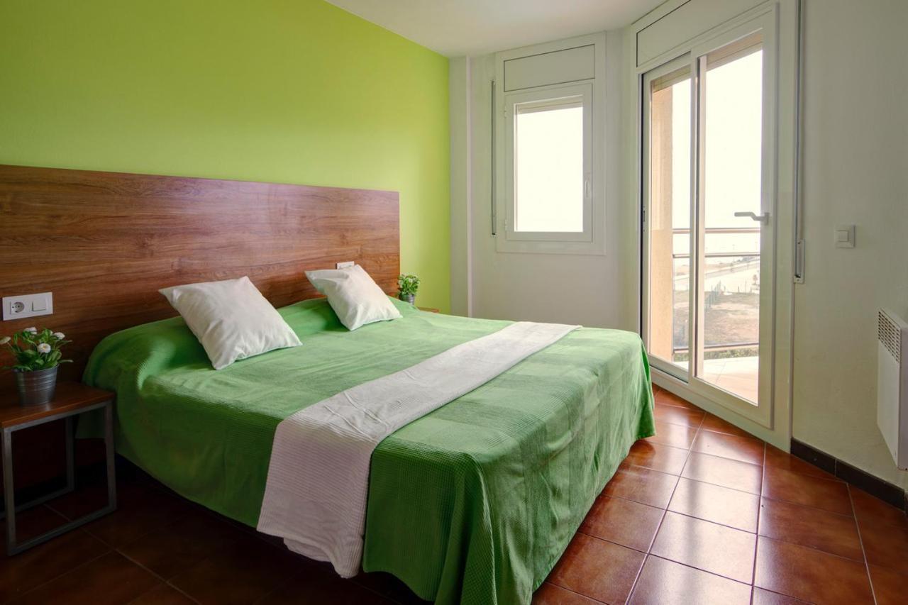 Apartamentos Bon Repos Санта-Сусанна Екстер'єр фото