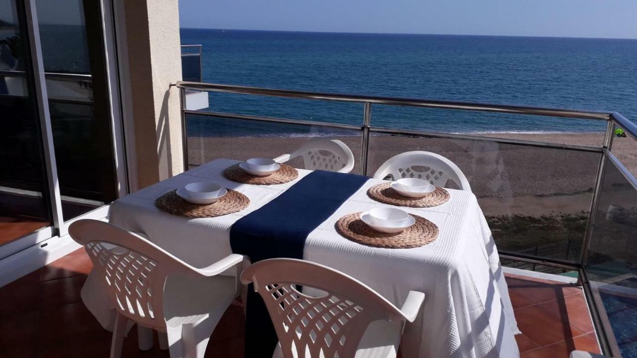 Apartamentos Bon Repos Санта-Сусанна Екстер'єр фото