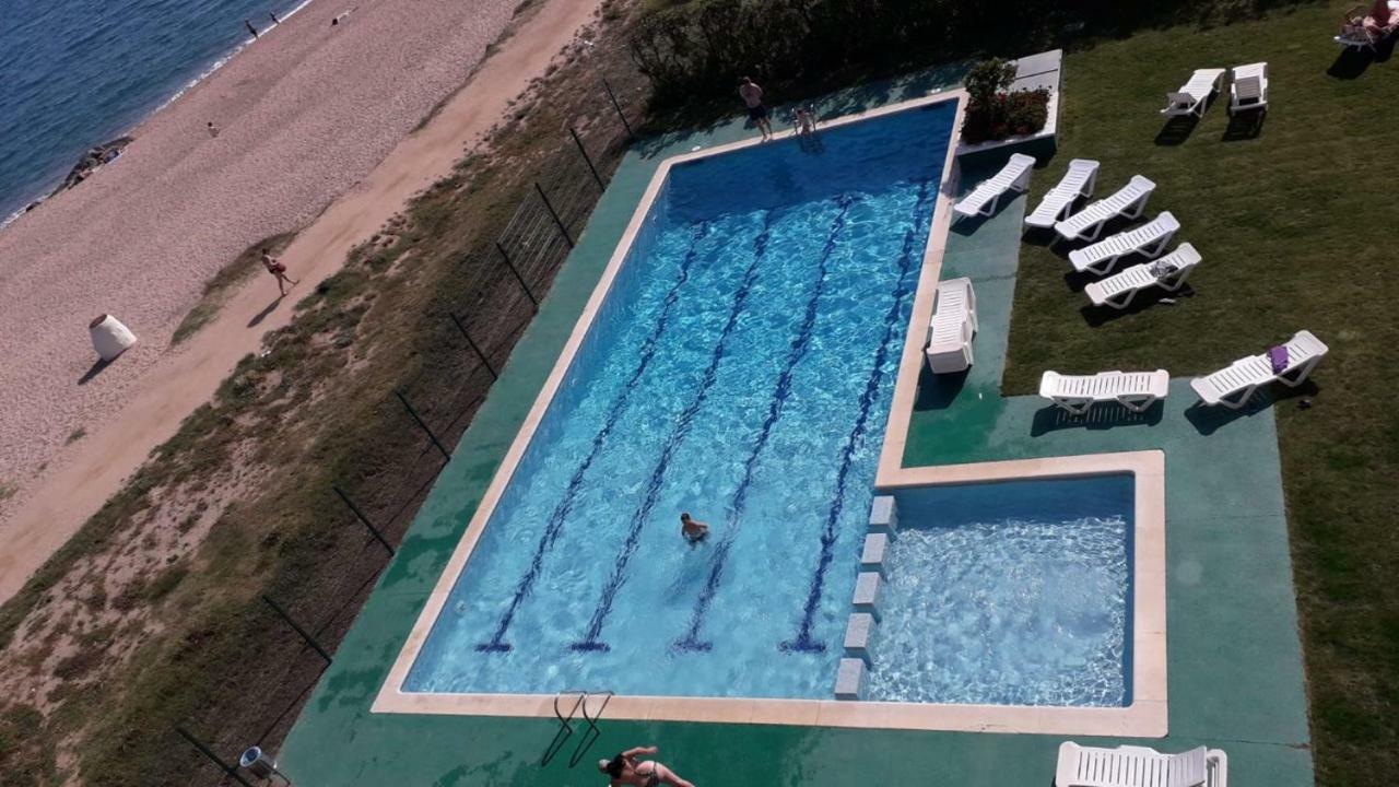 Apartamentos Bon Repos Санта-Сусанна Екстер'єр фото